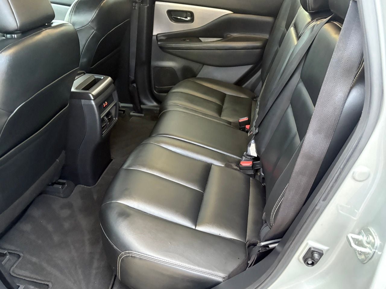Used 2023 Nissan Murano SV image 36