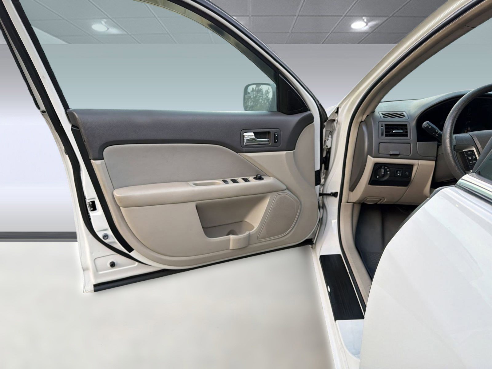 Used 2012 Ford Fusion SE image 20