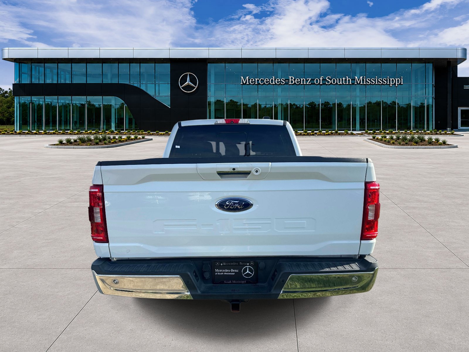 Used 2022 Ford F150 XLT w/ Equipment Group 302A High RWD image 7