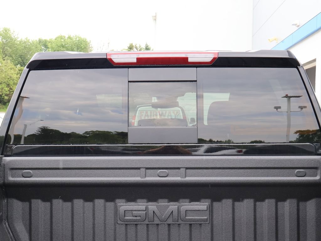 New 2026 GMC Sierra 3500 SLE w/ Preferred Package AWD/4WD image 36