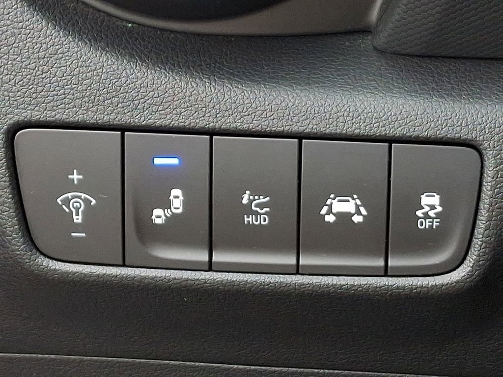 Used 2021 Hyundai Kona Ultimate AWD/4WD image 25