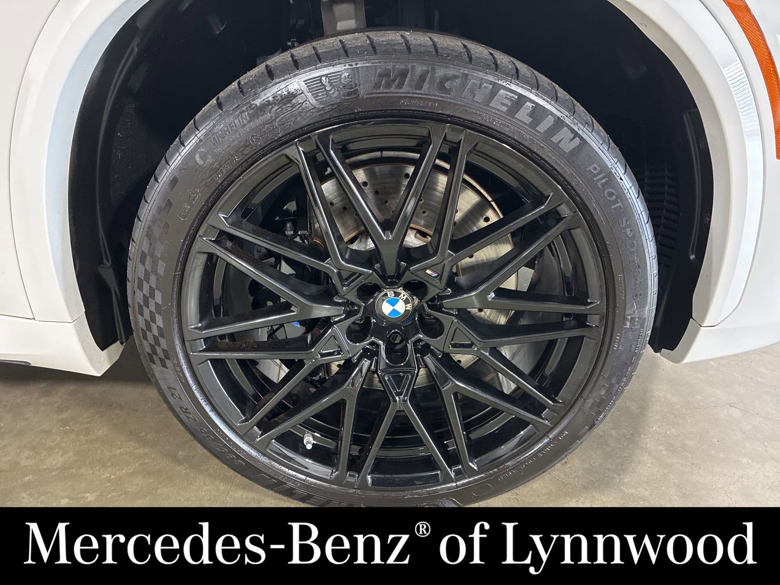 Used 2024 BMW X5 M Competition w/ Executive Package image 4