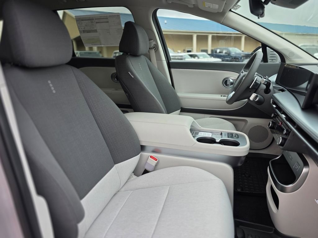 New 2026 Hyundai Ioniq 9 SE AWD/4WD image 14