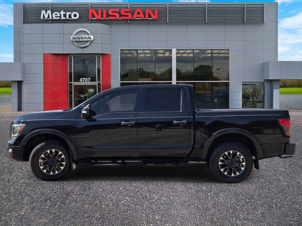 Certified 2022 Nissan Titan PRO-4X w/ Pro-4x Convenience Package AWD/4WD image 3