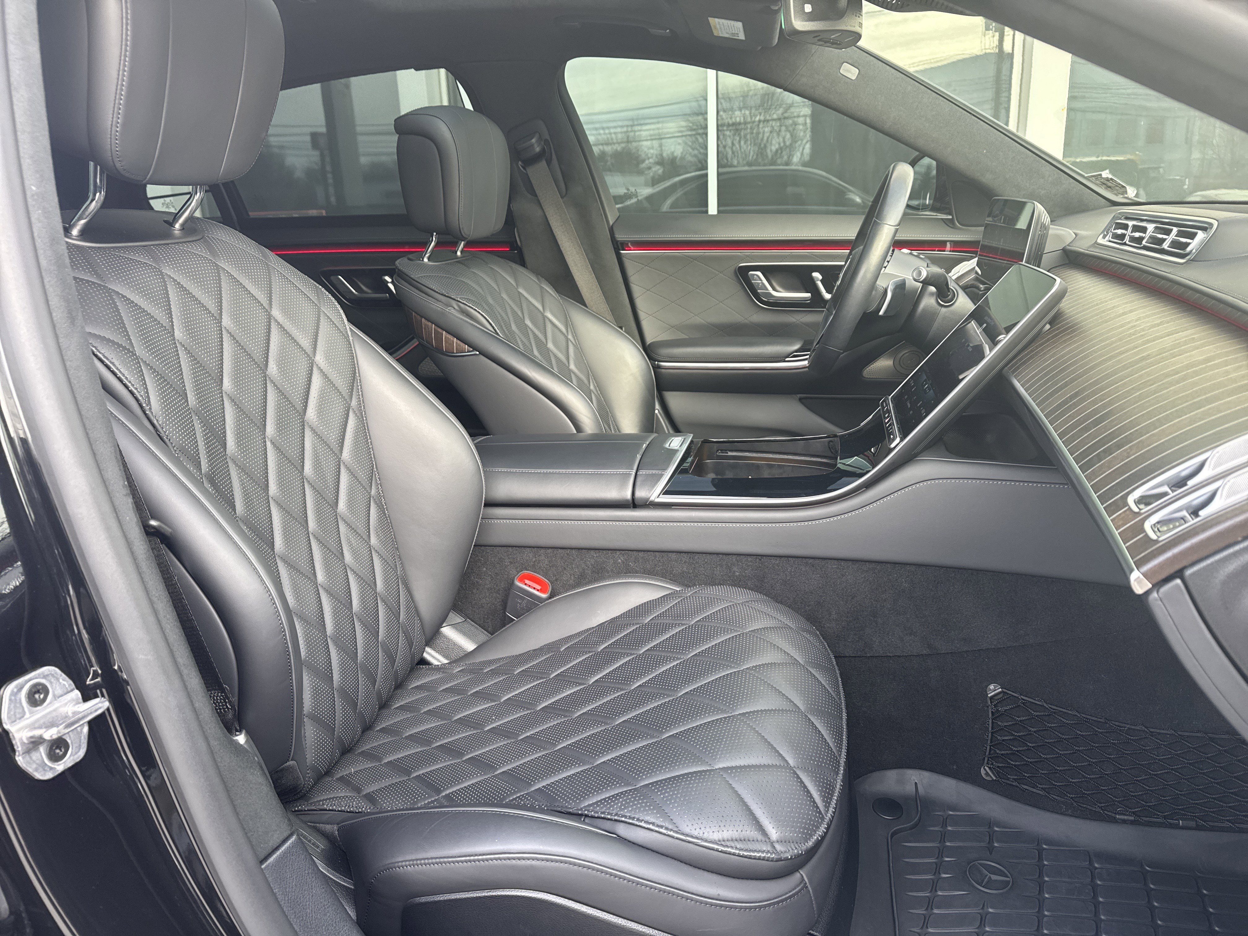 Used 2022 Mercedes-Benz S 580 S 580 image 2