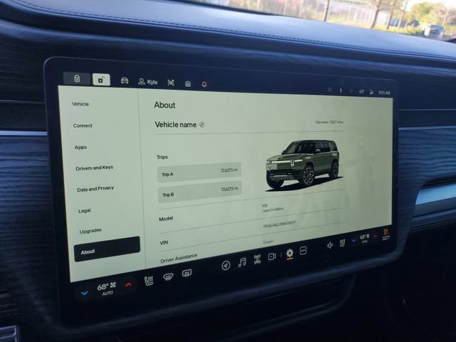 Used 2022 Rivian R1S Launch Edition image 30