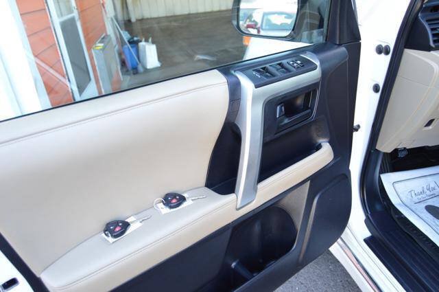 Used 2011 Toyota 4Runner SR5 AWD/4WD image 60