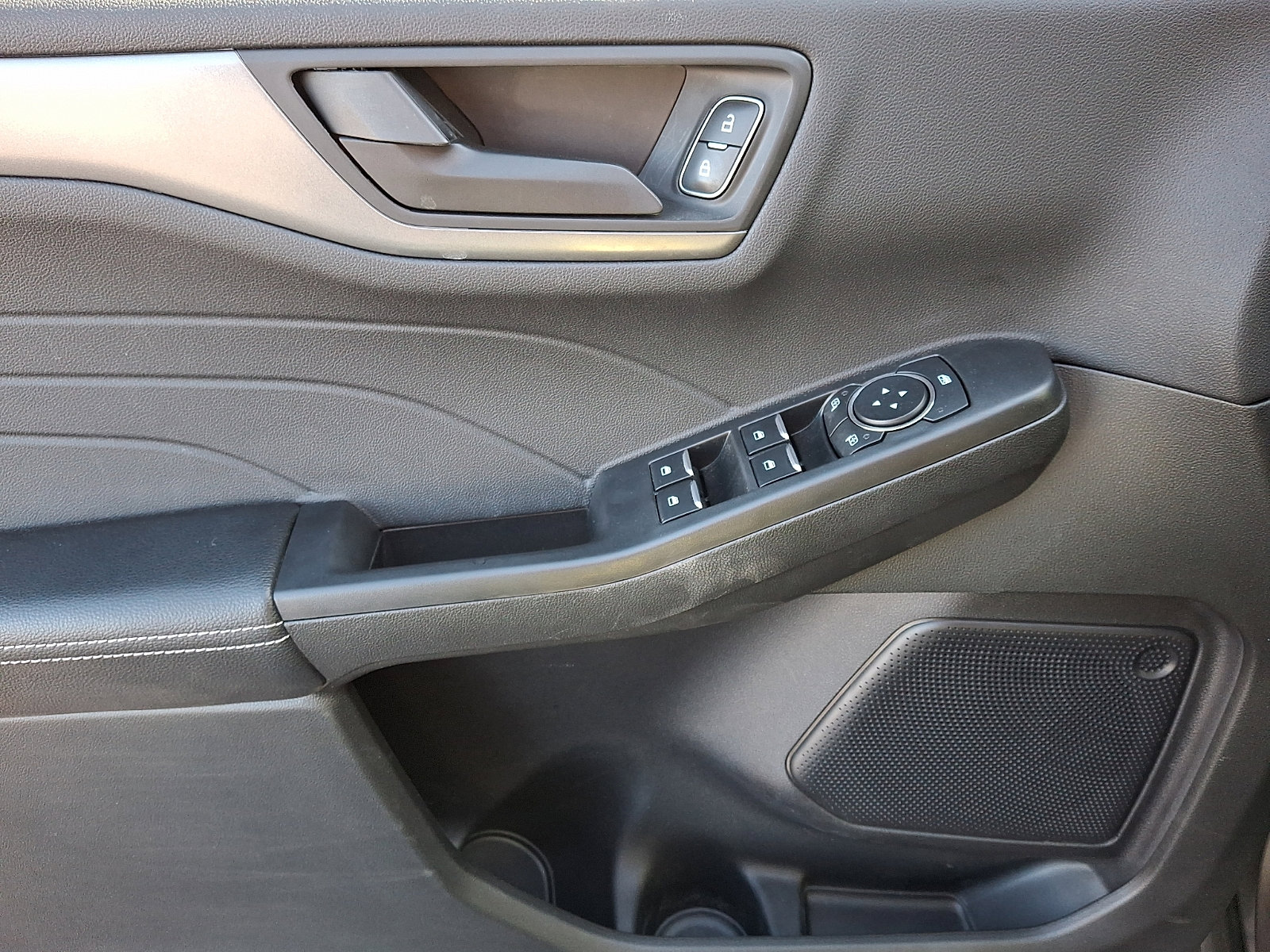 Certified 2024 Ford Escape Active w/ Tech Pack #1 AWD/4WD image 12