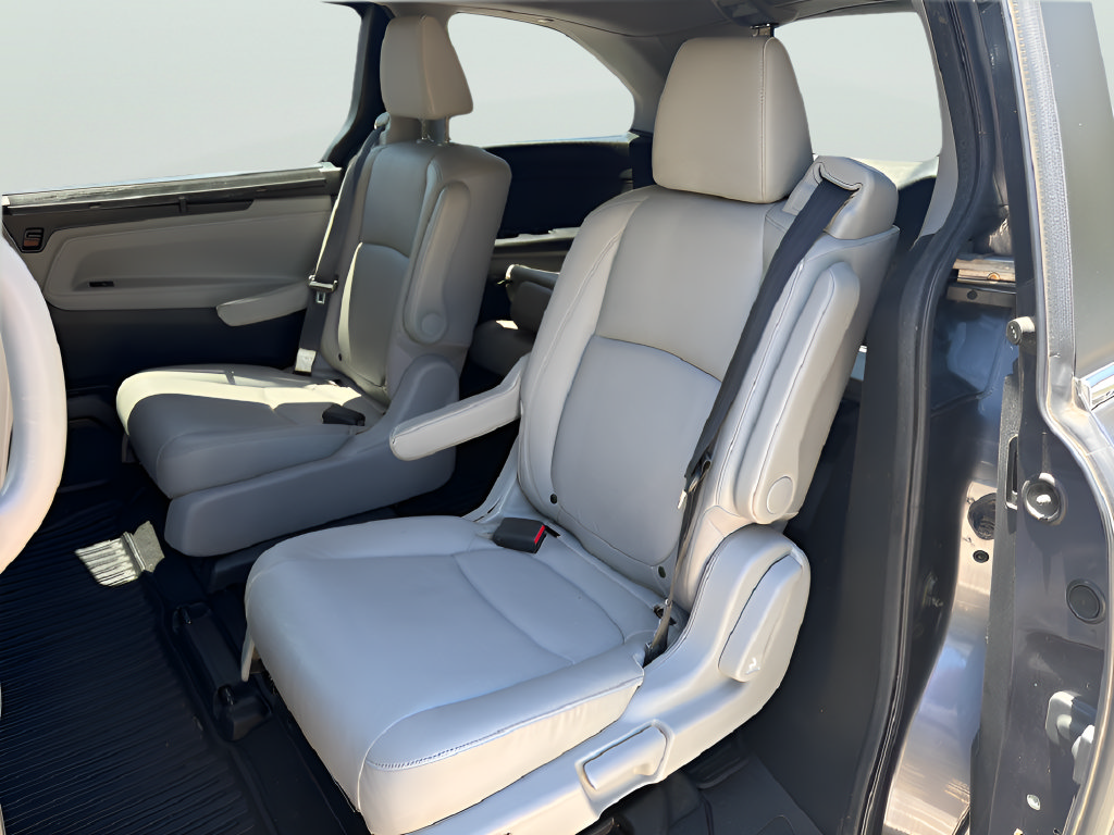 Used 2018 Honda Odyssey EX-L image 31