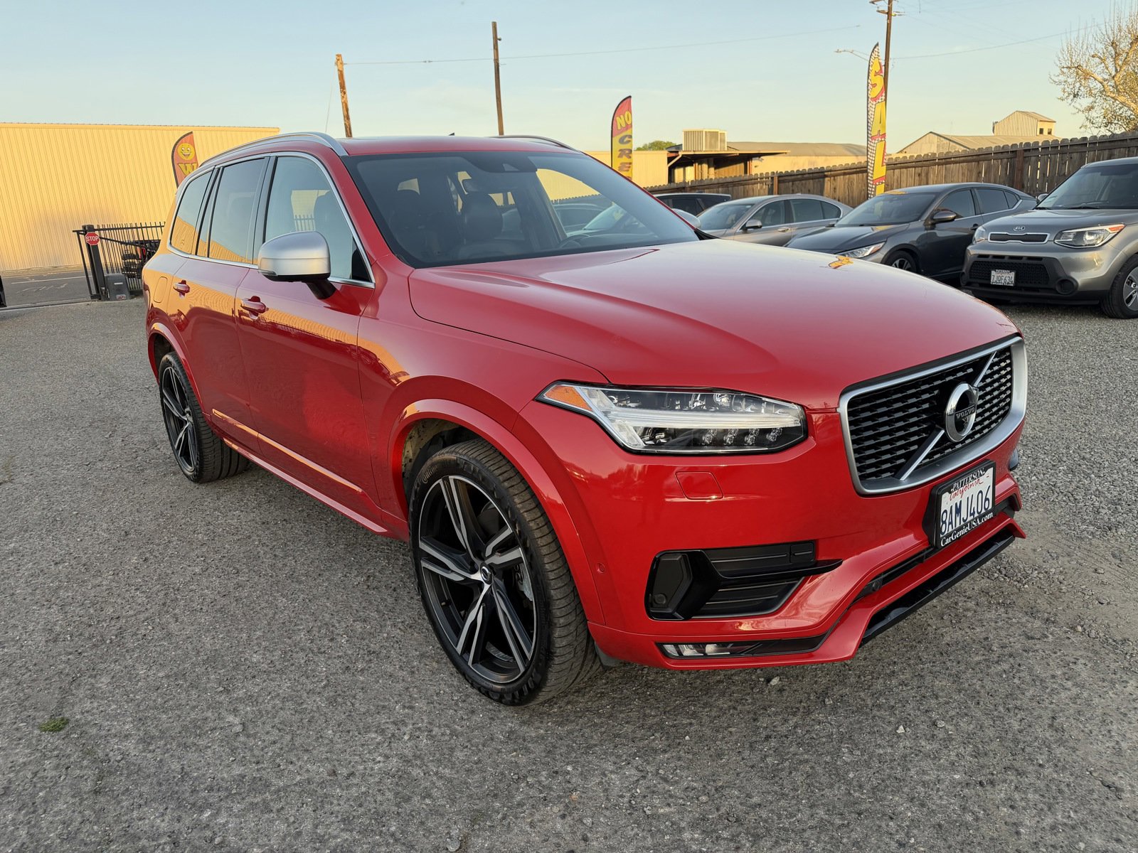 Used 2017 Volvo XC90 T6 R-Design w/ Vision Package image 3