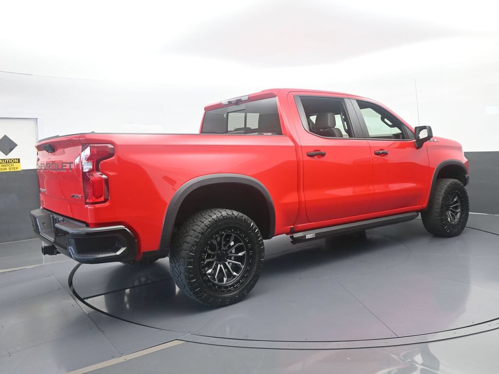 Used 2023 Chevrolet Silverado 1500 ZR2 w/ Technology Package AWD/4WD image 6