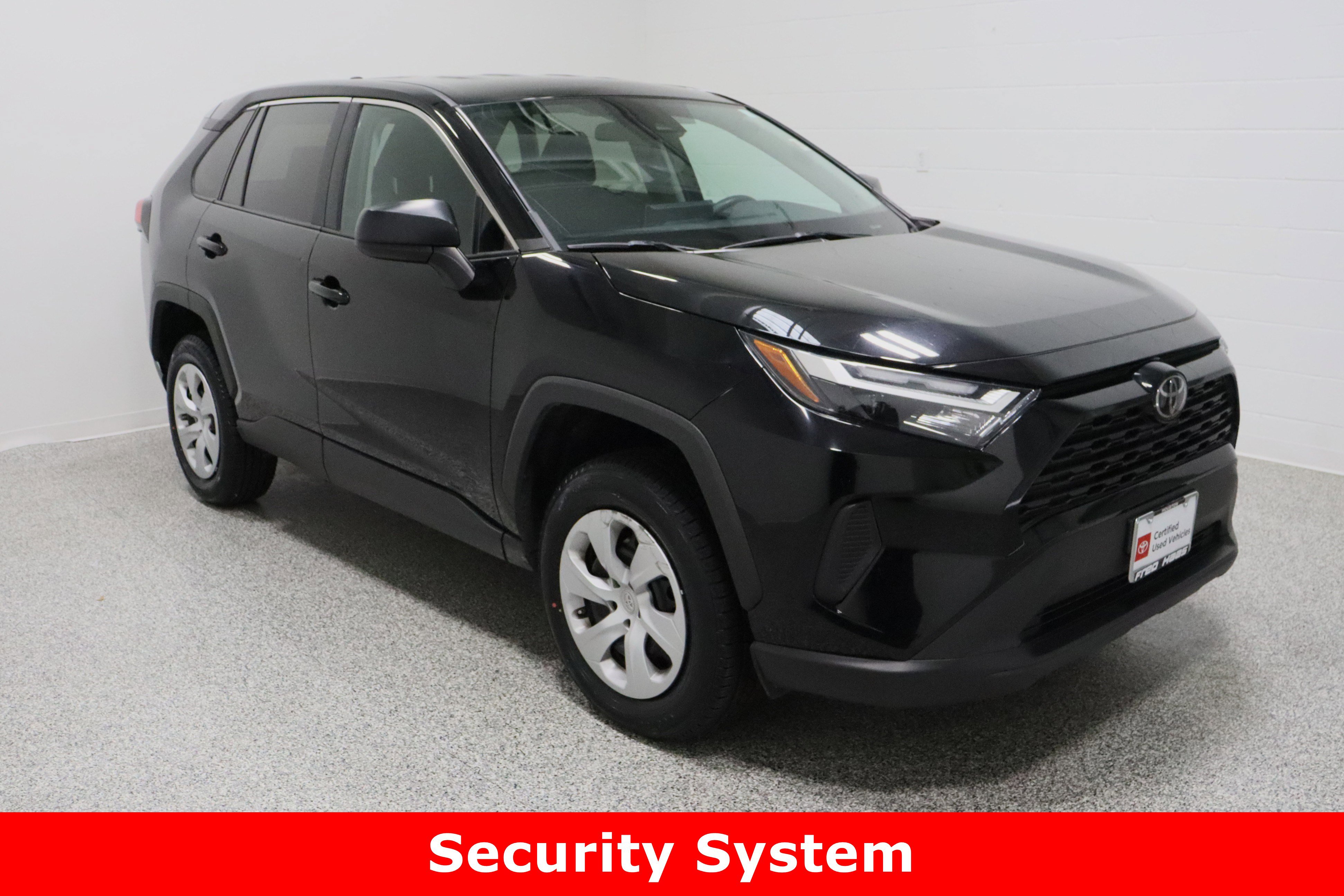 Certified 2024 Toyota RAV4 LE image 4