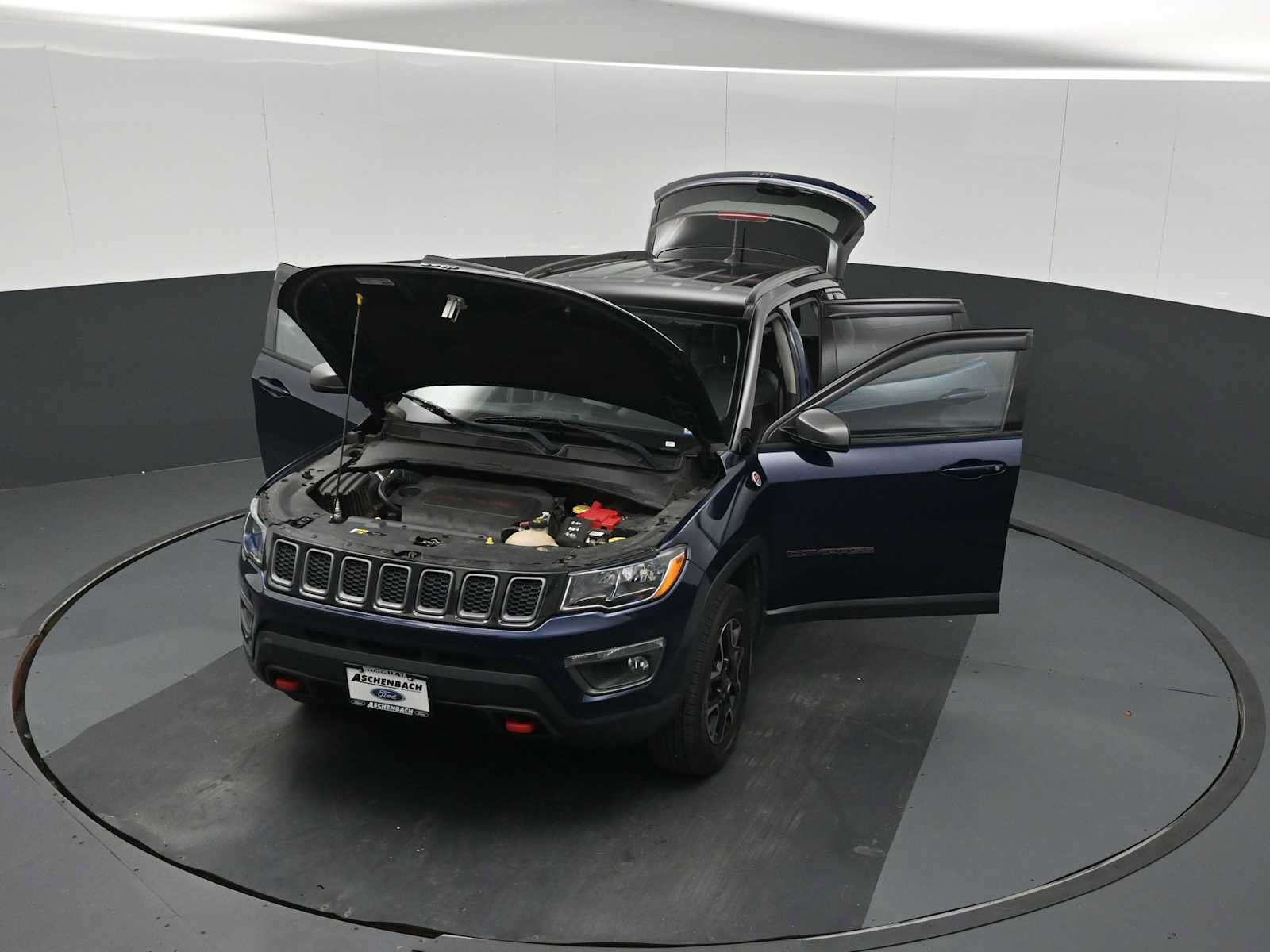 Used 2019 Jeep Compass Trailhawk w/ Popular Equipment Group AWD/4WD image 41