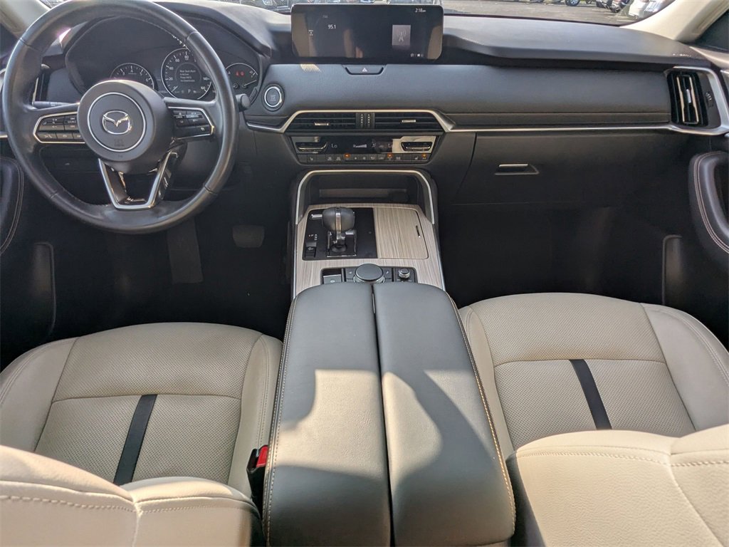 Used 2024 MAZDA CX-90 3.3 Turbo w/ Preferred Plus image 16