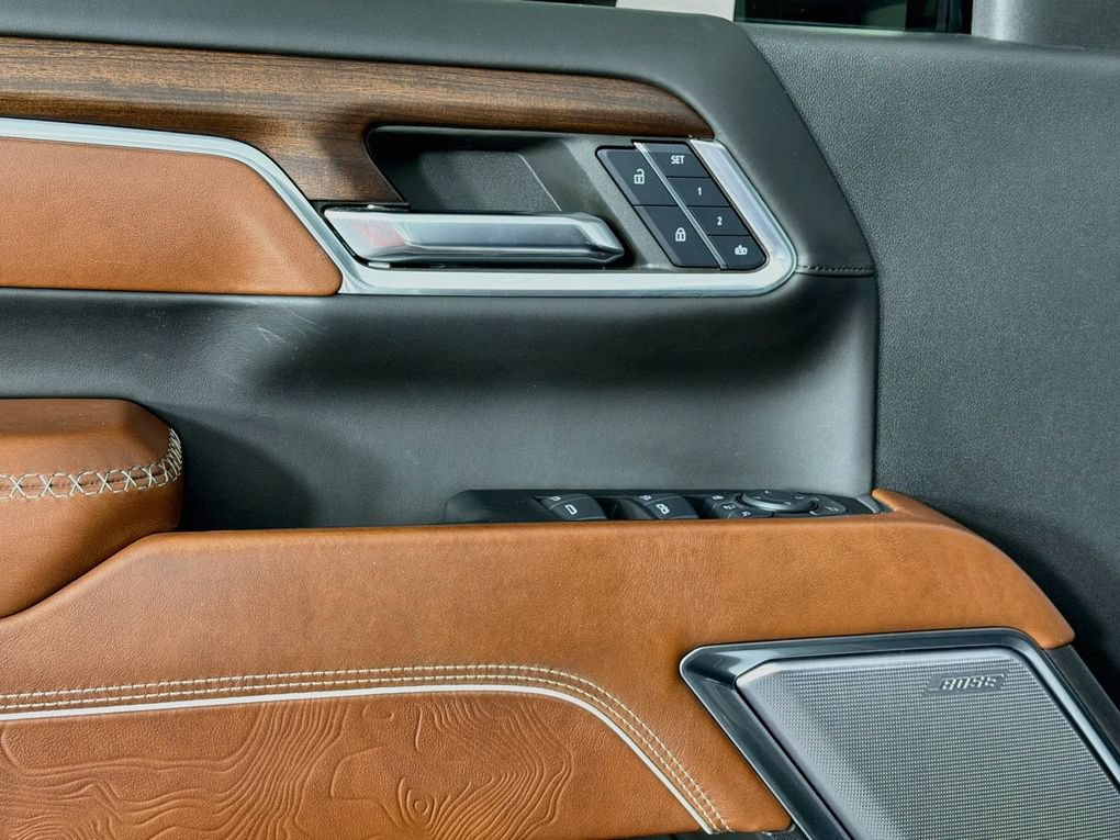 Used 2024 GMC Sierra 2500 Denali Ultimate AWD/4WD image 23