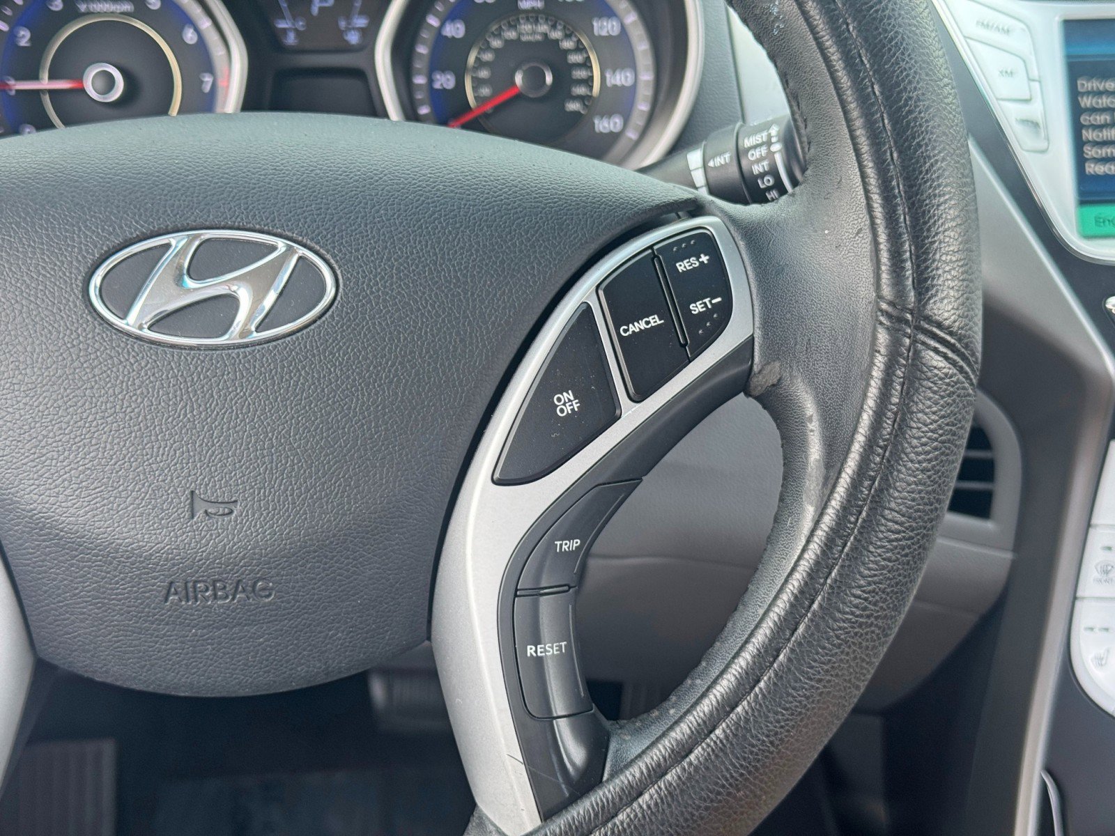 Used 2012 Hyundai Elantra Limited w/ Technology Pkg 5 FWD image 21