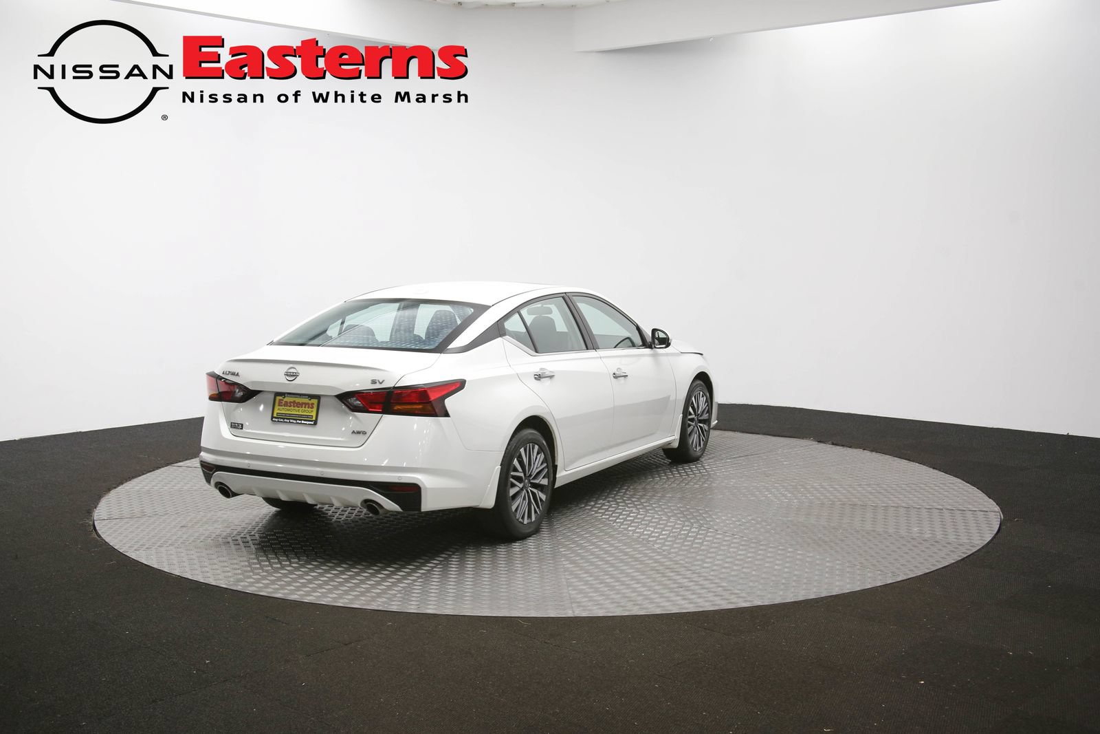 Used 2024 Nissan Altima 2.5 SV w/ SV Premium Package AWD/4WD image 39