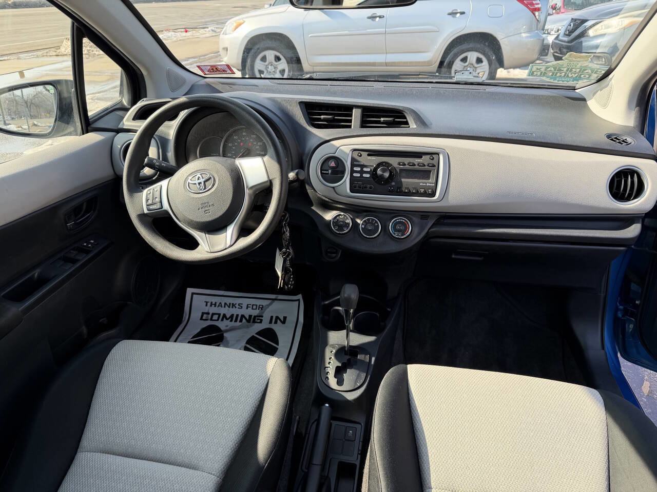 Used 2012 Toyota Yaris LE image 26