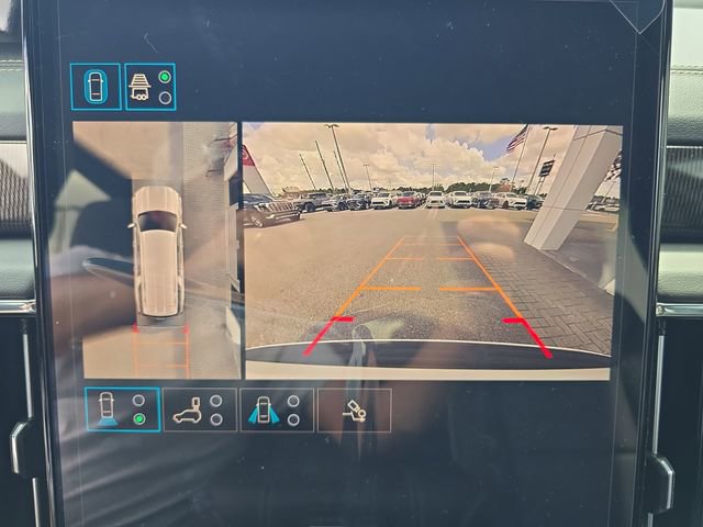 New 2026 GMC Yukon XL Elevation image 22