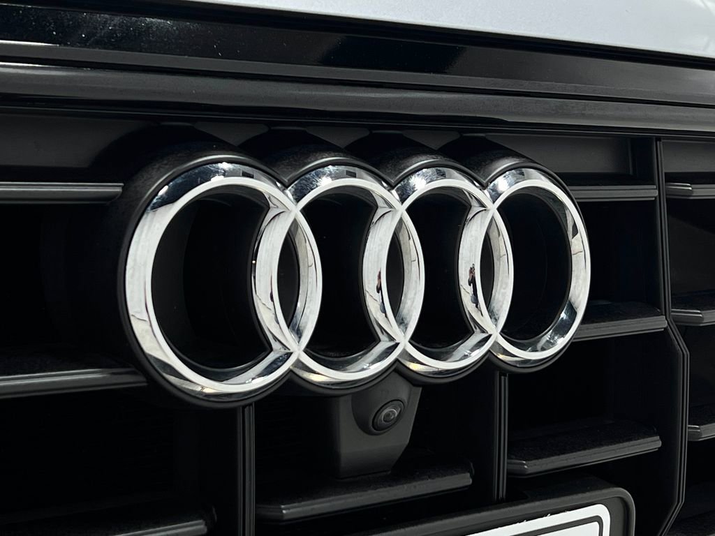Used 2021 Audi Q8 Premium Plus w/ Premium Plus Package image 42