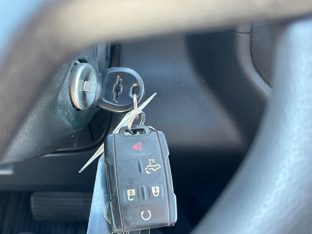 Used 2020 Chevrolet Silverado 2500 Custom w/ Custom Value Package image 32