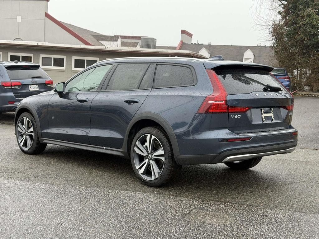 New 2026 Volvo V60 B5 Cross Country Plus w/ Protection Package Premier AWD/4WD image 21