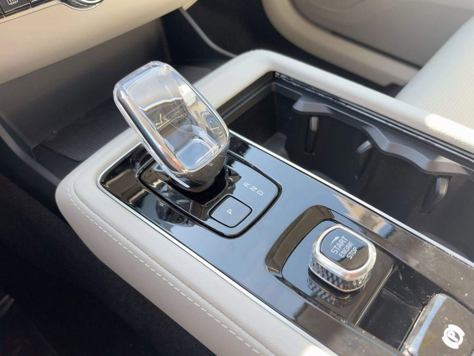 New 2026 Volvo XC90 T8 Ultra w/ Protection Package Premier image 17