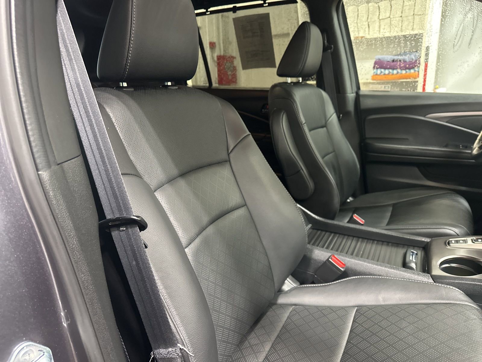 Used 2021 Honda Passport EX-L image 37