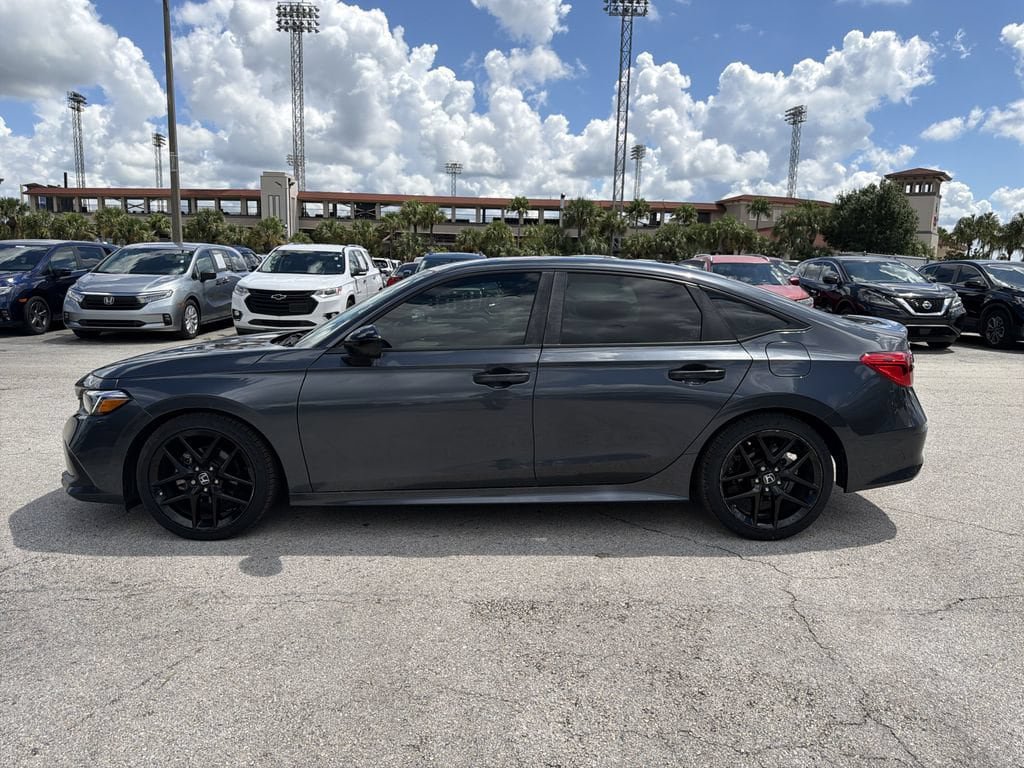 Used 2023 Honda Civic Sport image 7