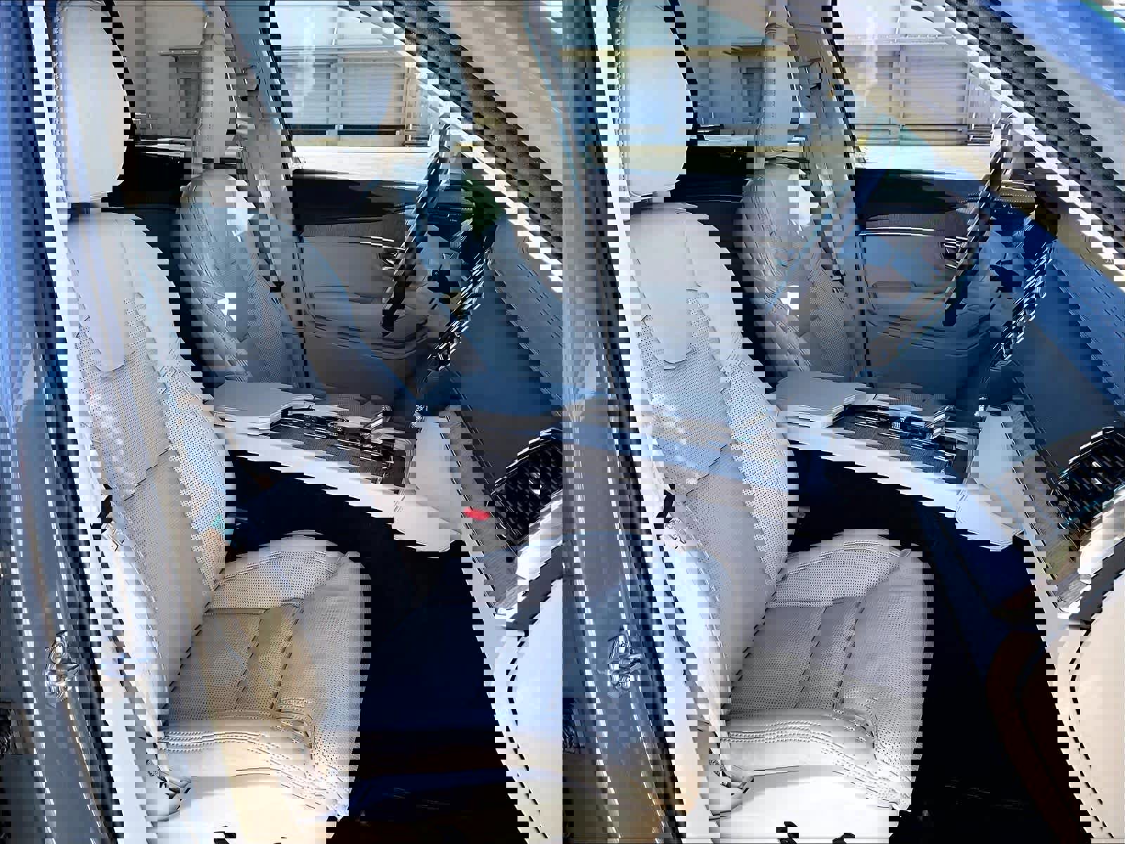 Used 2022 Volvo XC90 T8 Inscription w/ Advanced Package image 10