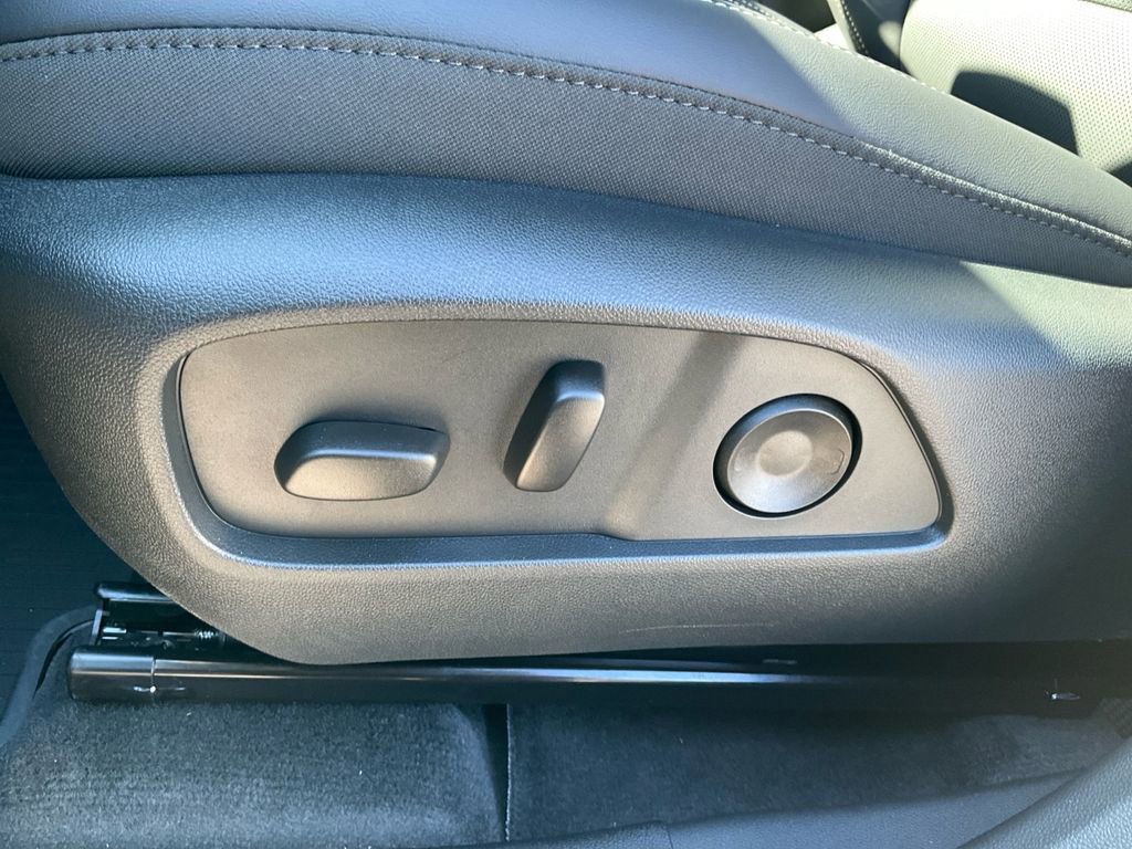 New 2026 GMC Terrain Elevation w/ Elevation Premium Package image 27