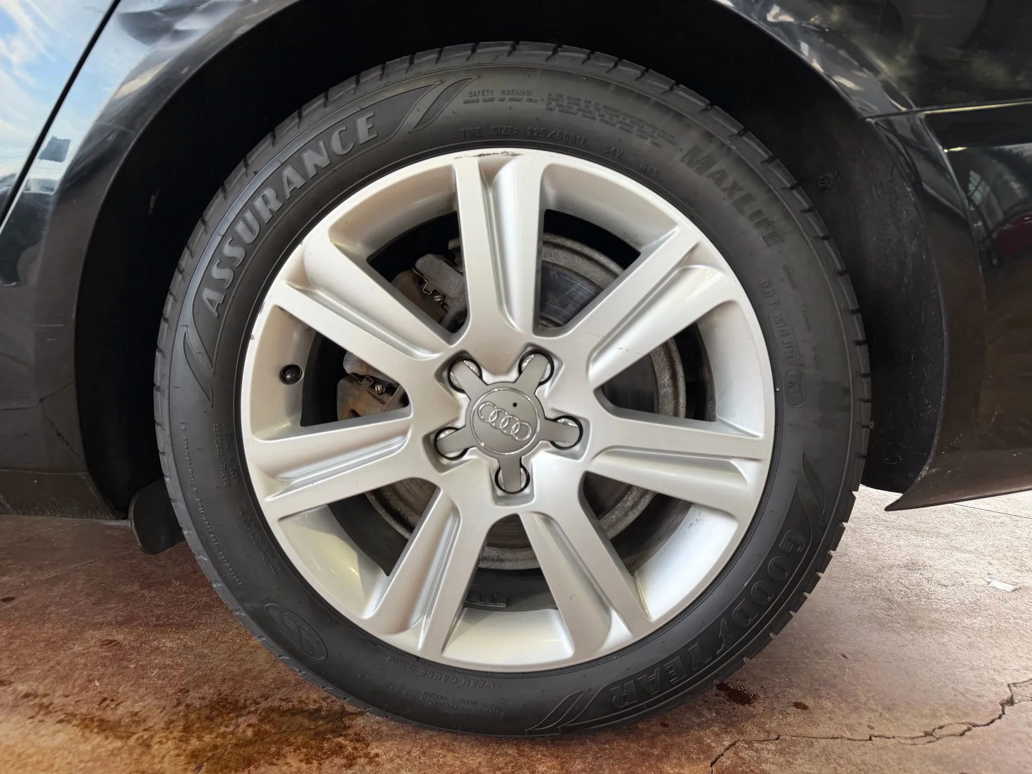 Used 2011 Audi A4 2.0T Premium image 24