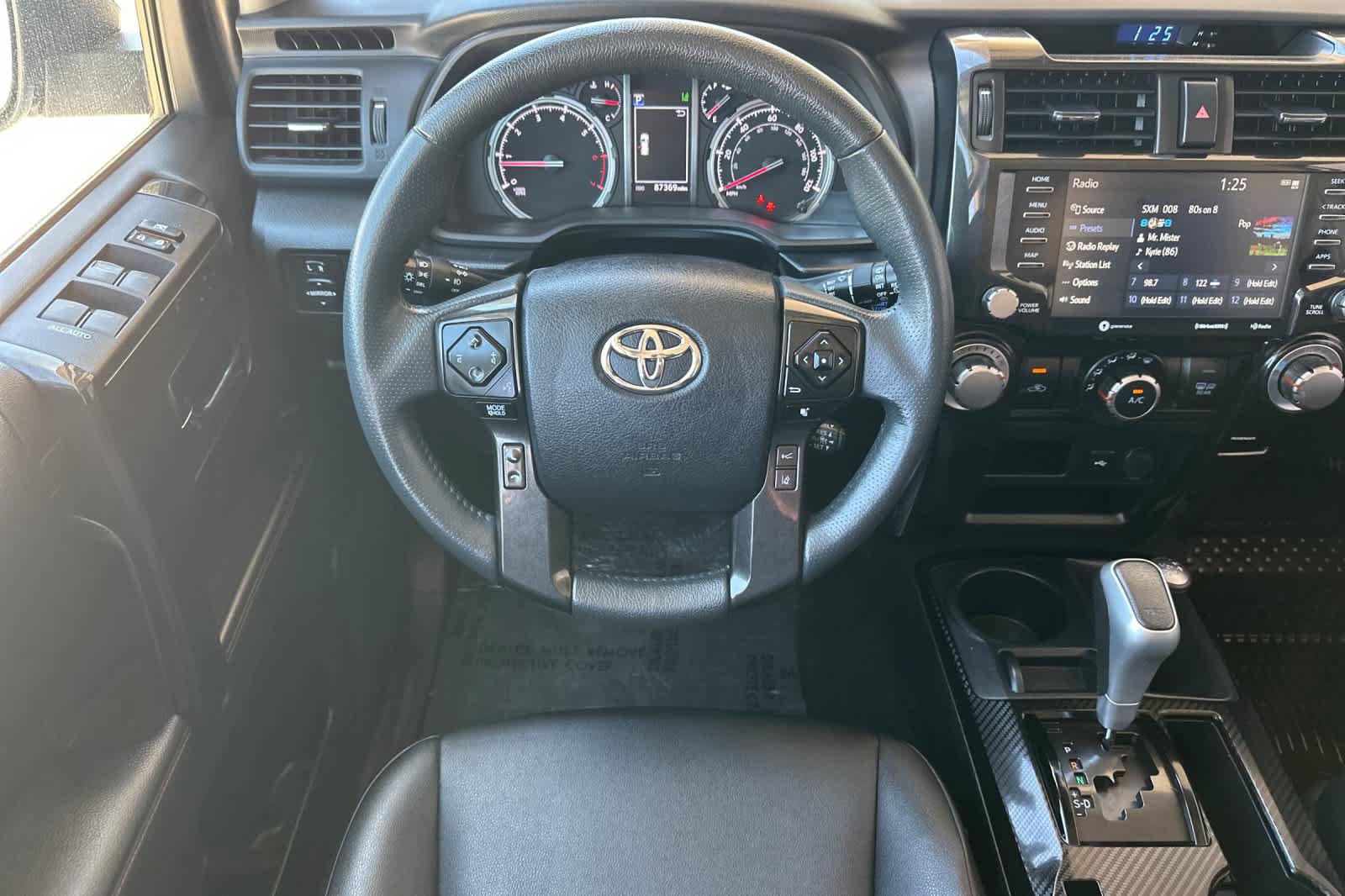 Used 2022 Toyota 4Runner TRD Off-Road Premium AWD/4WD image 13