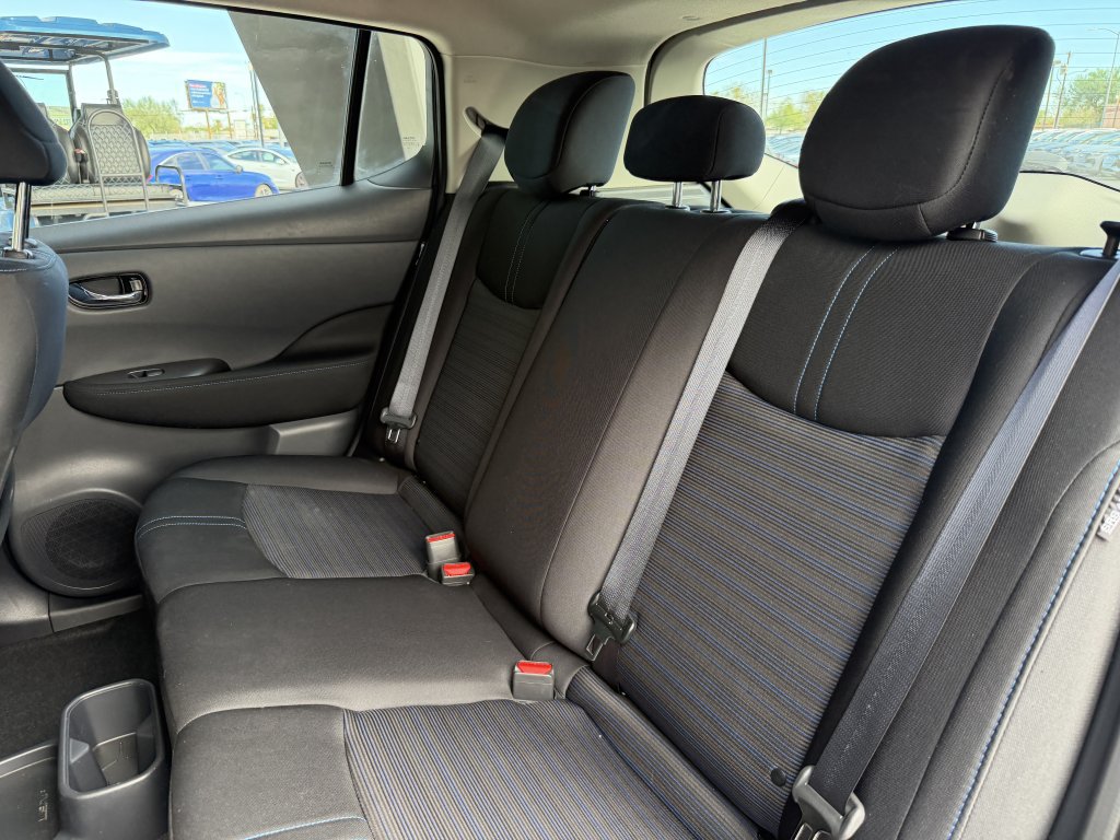 Used 2025 Nissan Leaf S FWD image 33