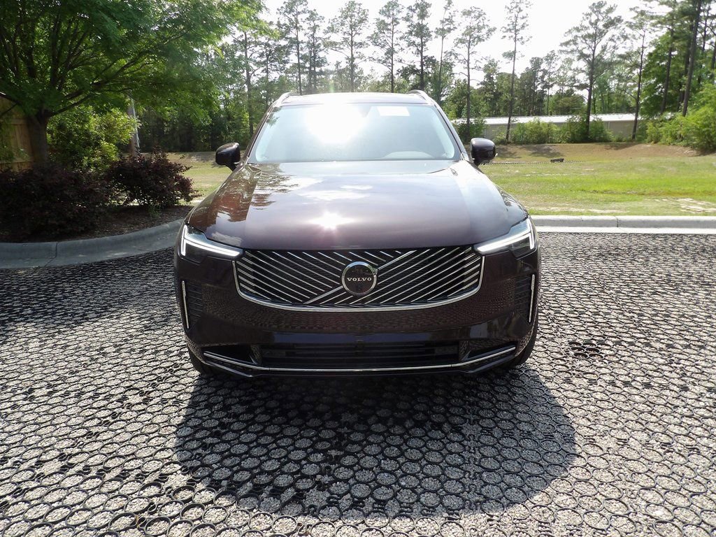 New 2025 Volvo XC90 T8 Plus w/ Protection Package Premier image 2