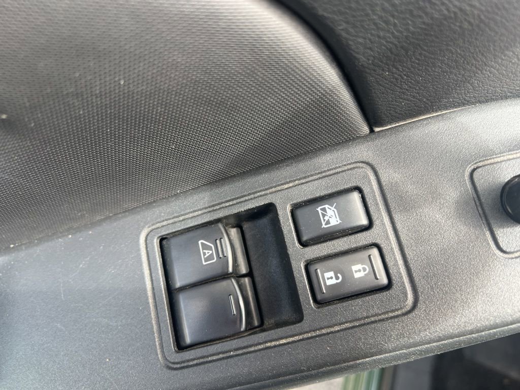 Certified 2024 Nissan Frontier SV w/ SV Convenience Package image 13