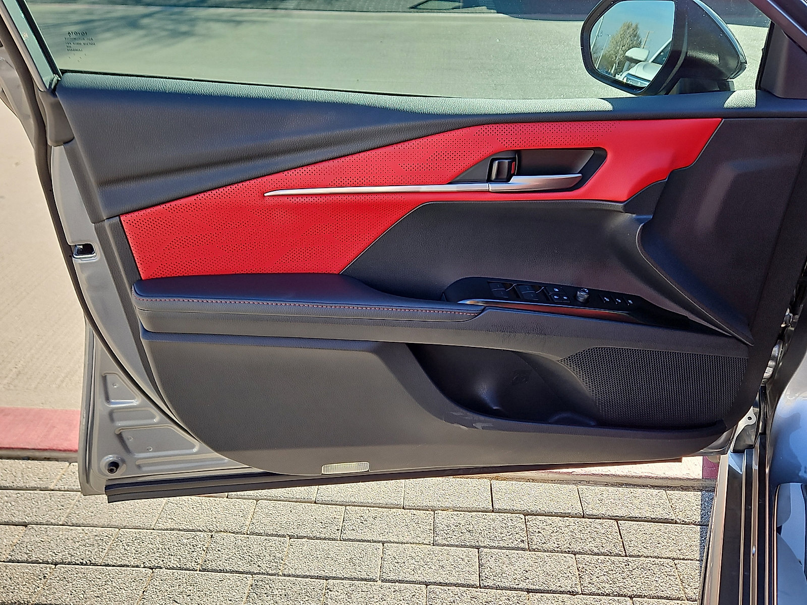 Used 2026 Toyota Camry XSE w/ Premium Plus Package image 12