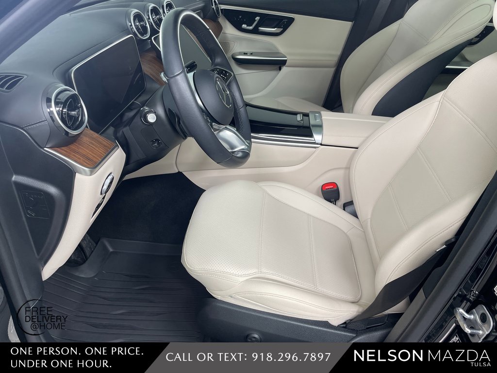 Used 2024 Mercedes-Benz GLC 300 4MATIC image 21