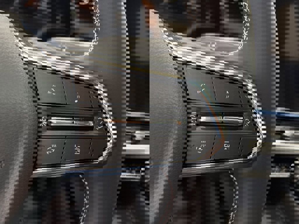 New 2026 Chevrolet Equinox EV LT image 24