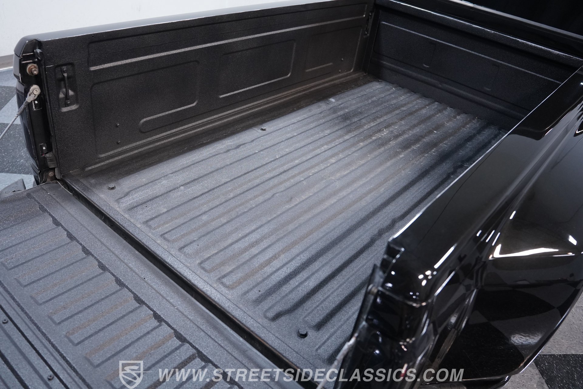 Used 1994 Ford F150 XL RWD image 40