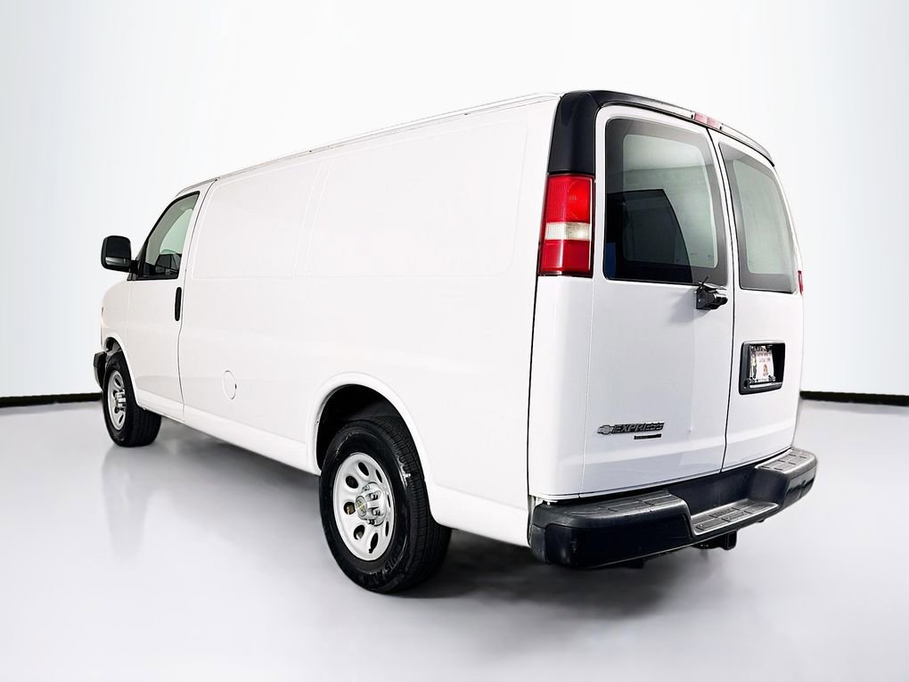 Used 2014 Chevrolet Express 1500 RWD image 7