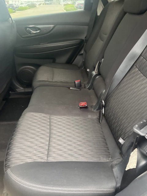 Used 2019 Nissan Rogue S w/ Special Edition Package image 10