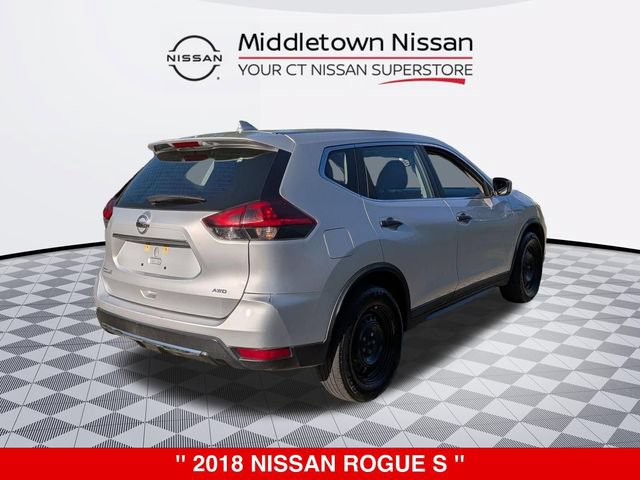Used 2018 Nissan Rogue S AWD/4WD image 3