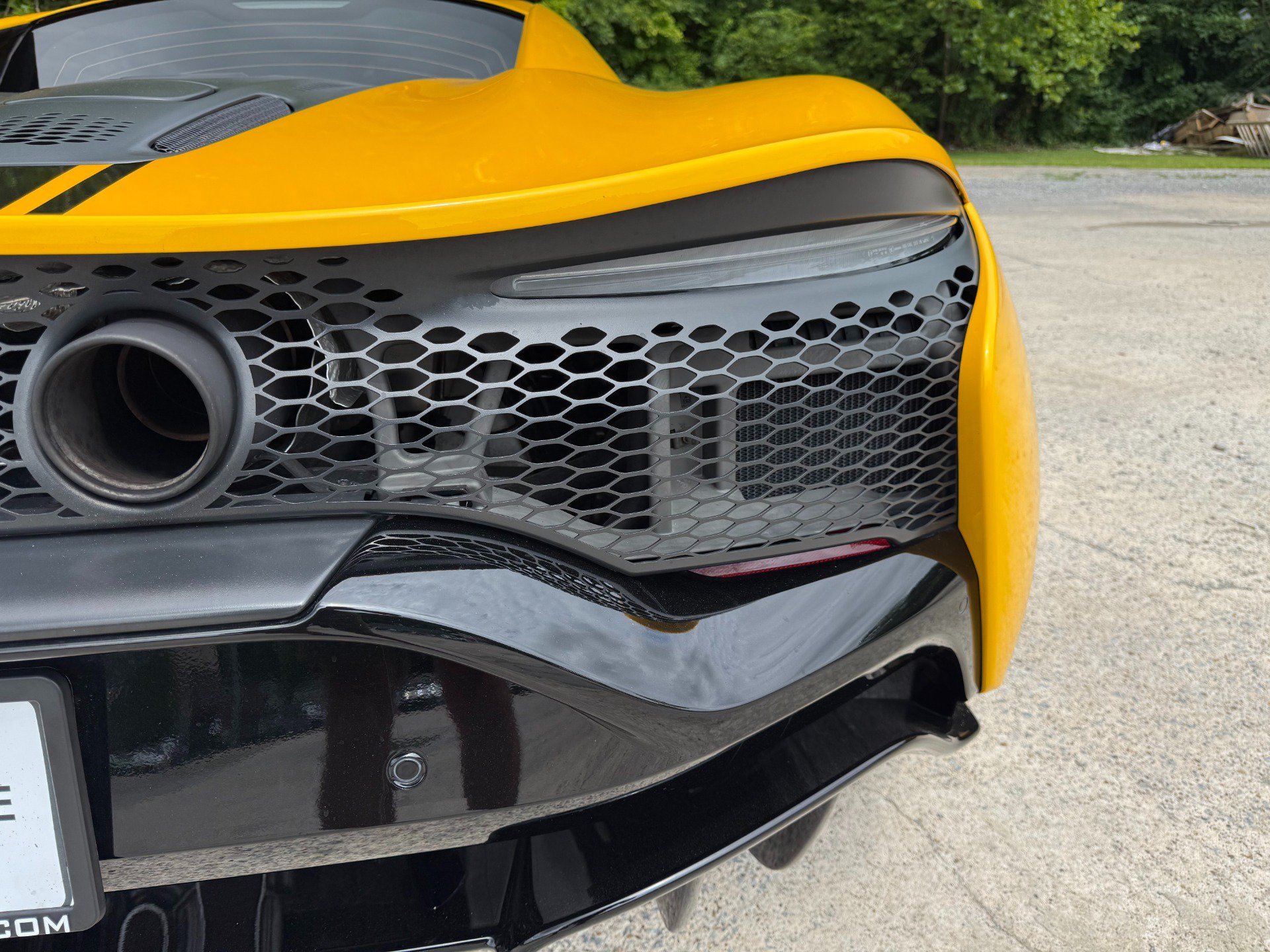 Used 2024 McLaren Artura RWD image 59