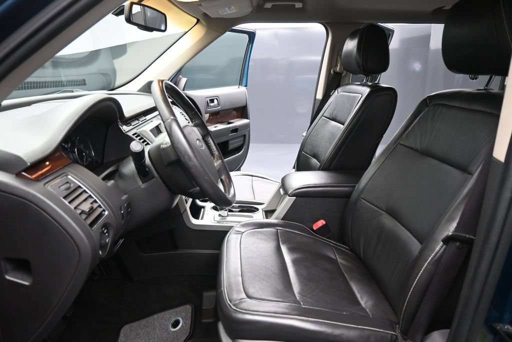 Used 2011 Ford Flex SEL FWD image 9