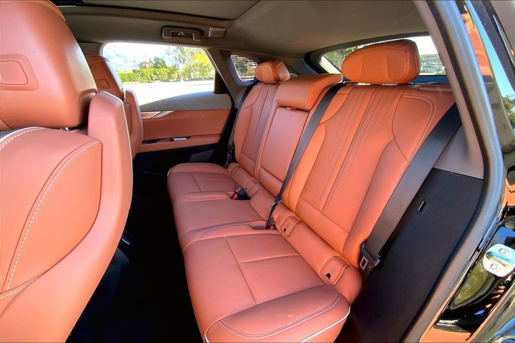New 2026 Cadillac Optiq Sport 2 image 27