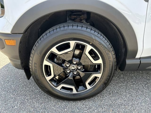 Used 2023 Ford Bronco Sport Outer Banks AWD/4WD image 9