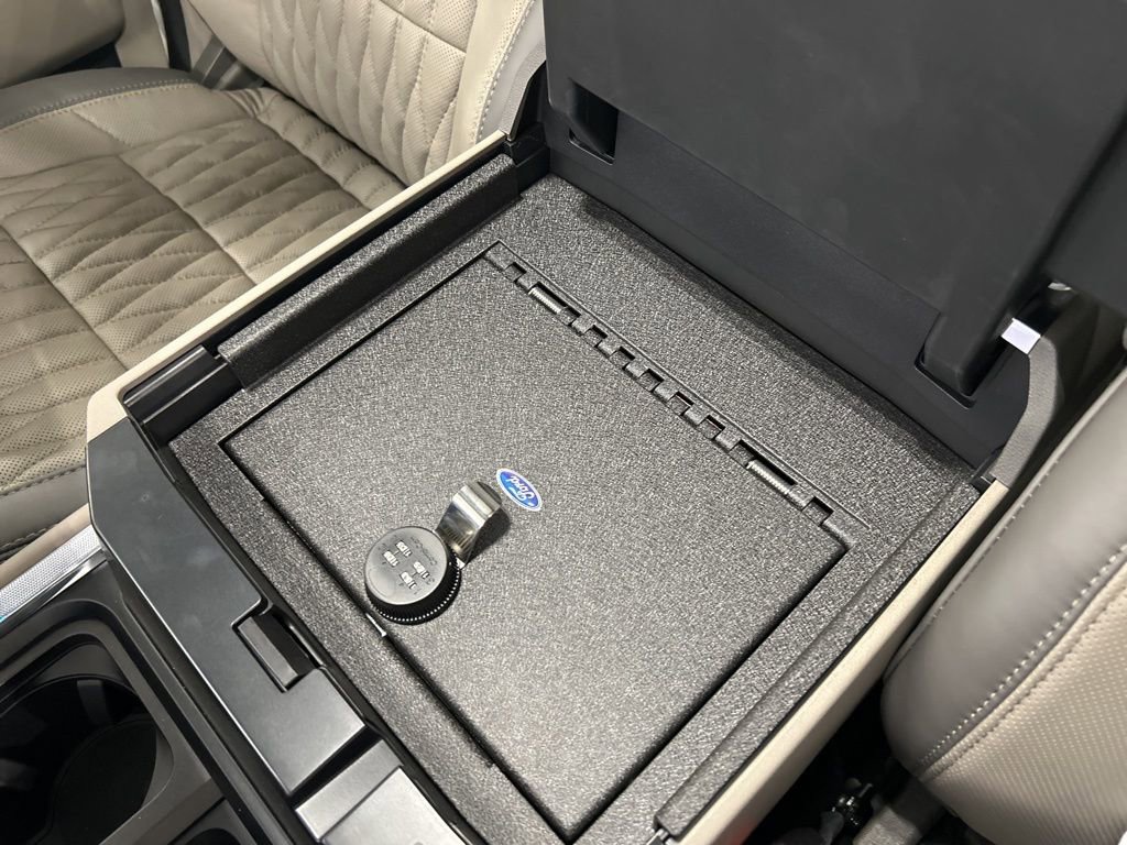 New 2026 Ford F350 Platinum image 28