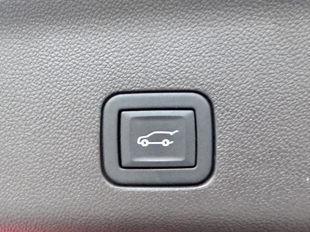 Used 2024 Cadillac Escalade Premium Luxury w/ LPO, Floor Liner Package image 37