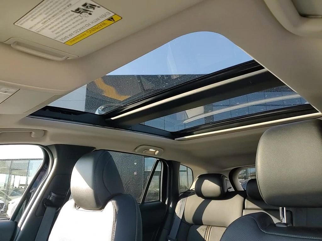 Certified 2025 MAZDA CX-50 2.5 Hybrid w/ Weather Package image 21